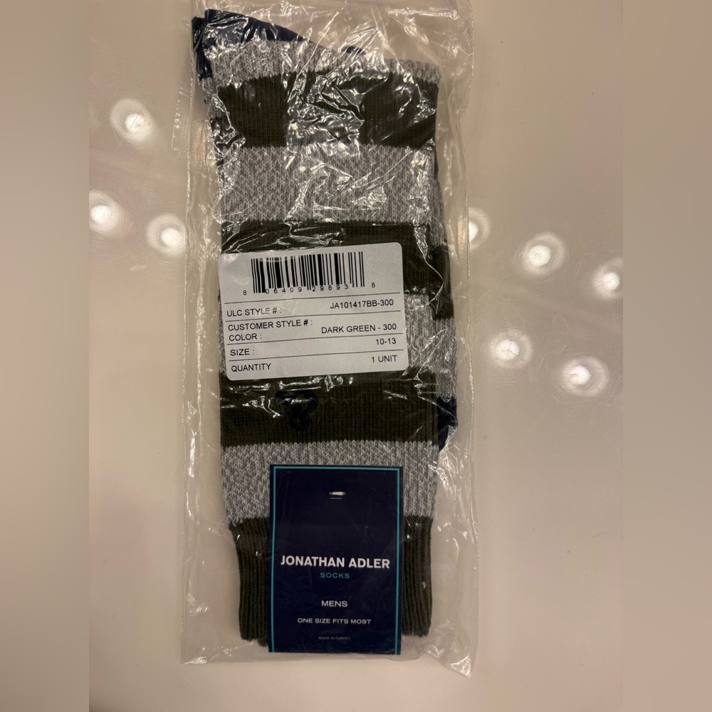 Jonathan Adler Men's Dark Green and Gray Casual Socks